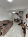 Casa no Condomínio Turiassu - Jandira - SP
