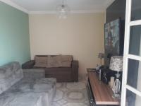 Casa no Jd. Nossa Senhora de Fátima - Jandira - SP